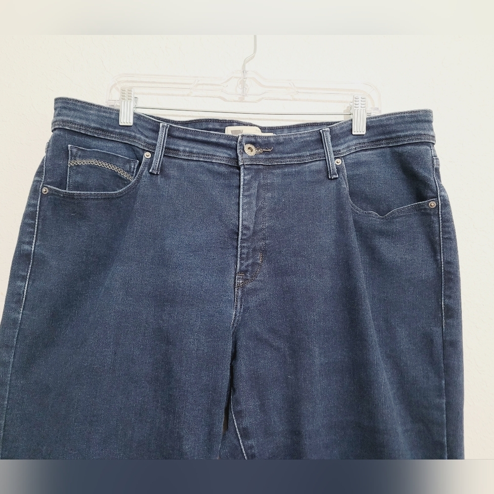 Levi’s 512 Perfectly Shaping Bootcut Jeans Women’s PLUS Size 20W Blue Stretch - Picture 4 of 14
